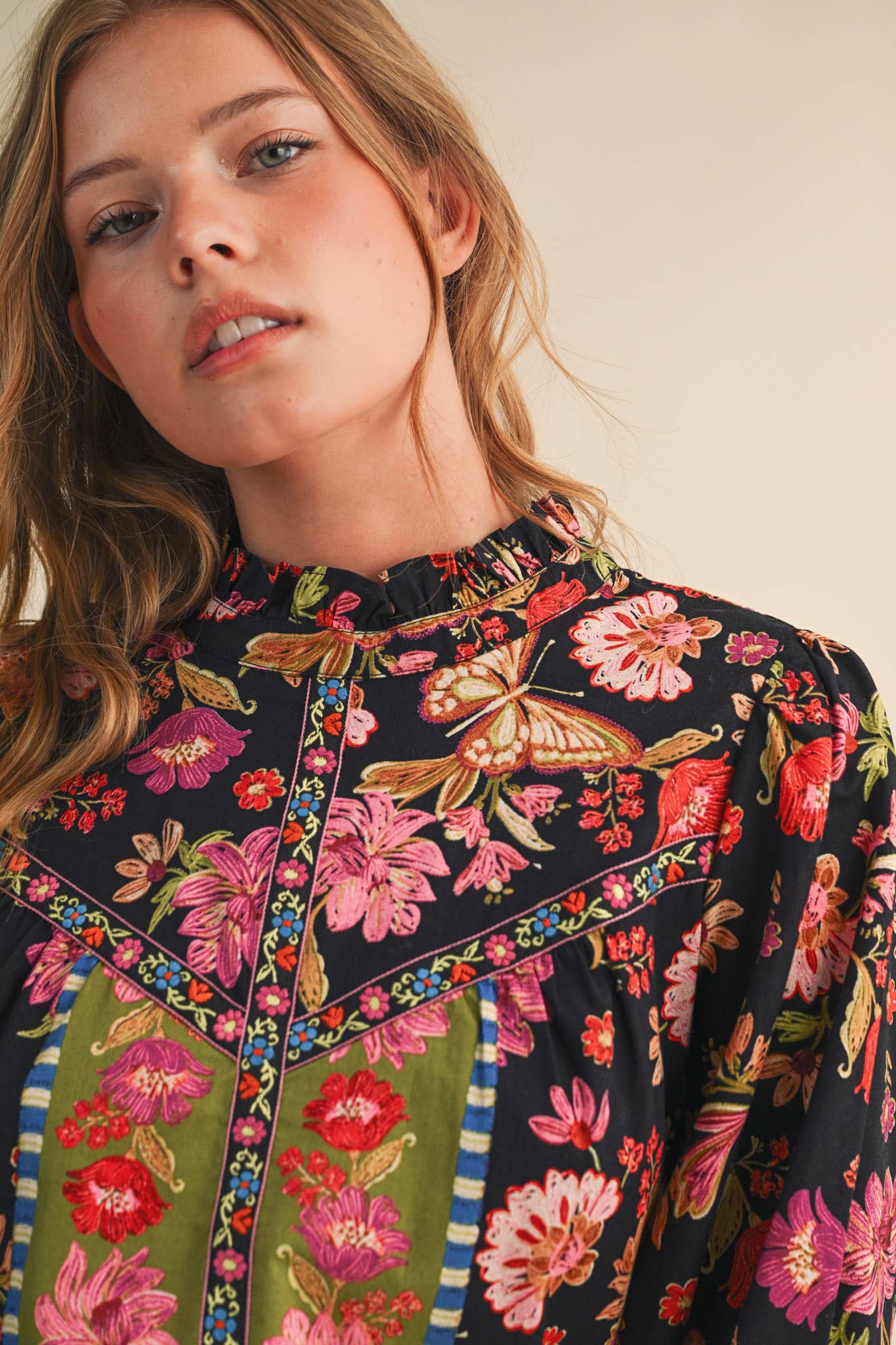 Leonie Top