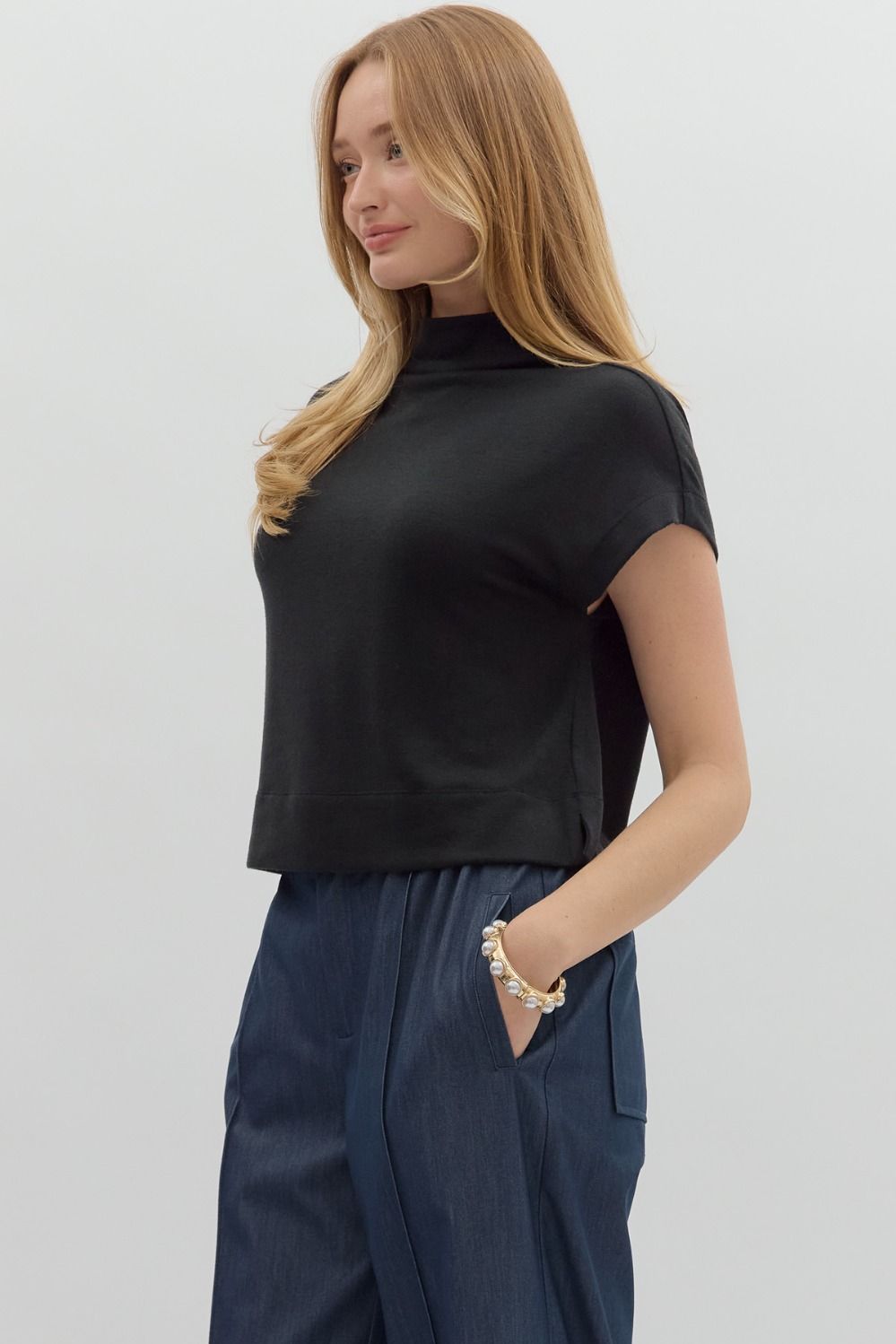 Daphne Short Sleeve Knit Top