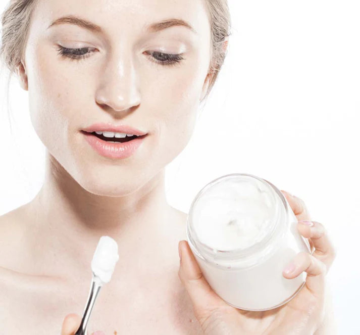 FarmHouse Fresh Moon Dip Back to Youth Ageless Body Mousse