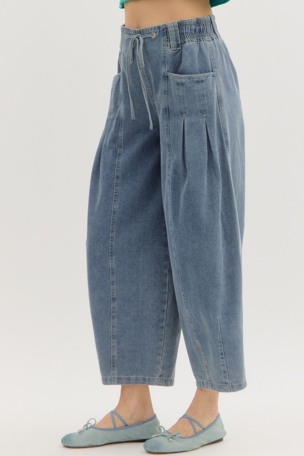 Shea Barrel Jeans