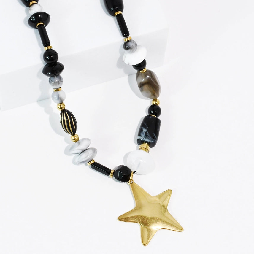 Treasure Jewels Star Glow Black Necklace