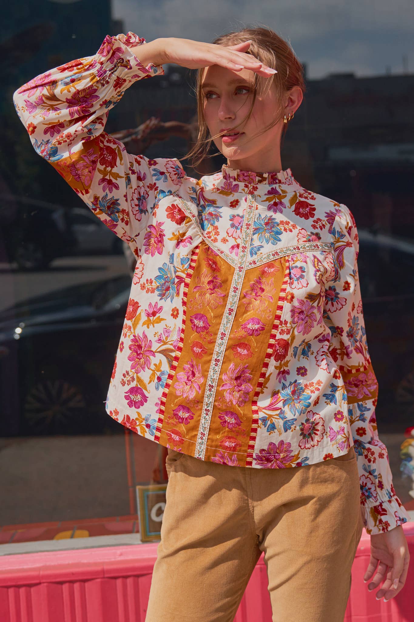 Leonie Top