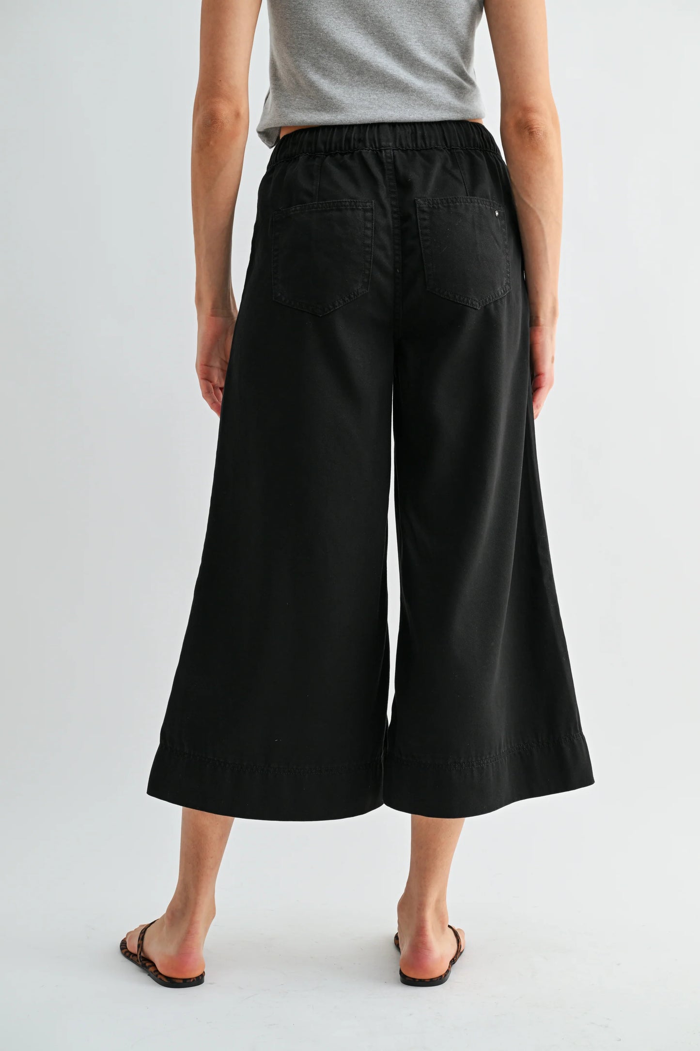 High Rise Wide Jogger