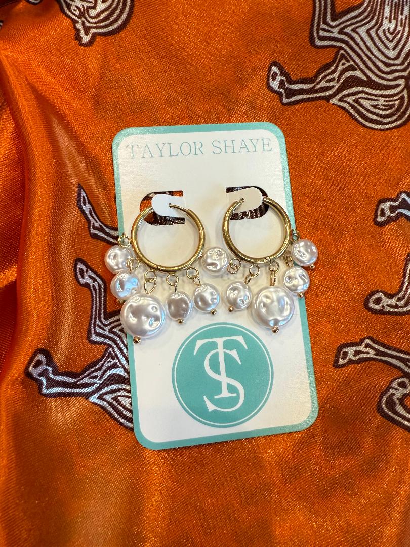 Taylor Shaye Polly Pearl Huggie