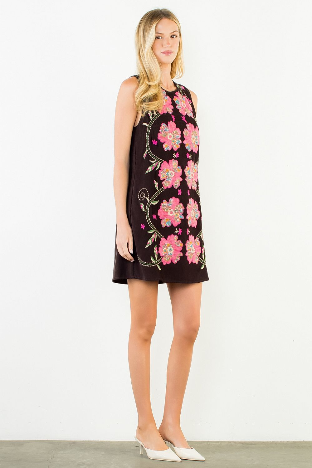 Embroidered Corduroy Bloom Sleeveless Dress