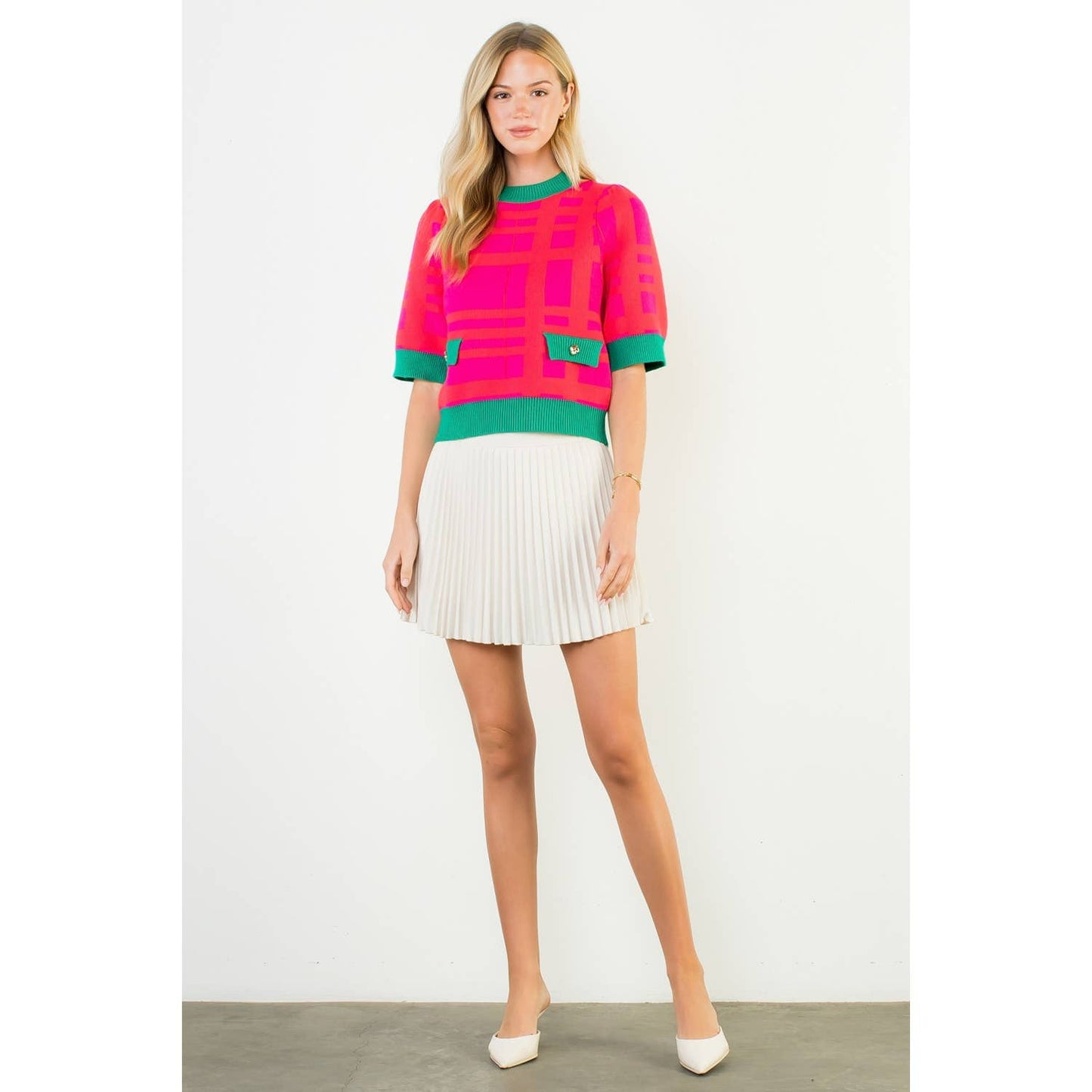 Short Sleeve Pattern Detail Top