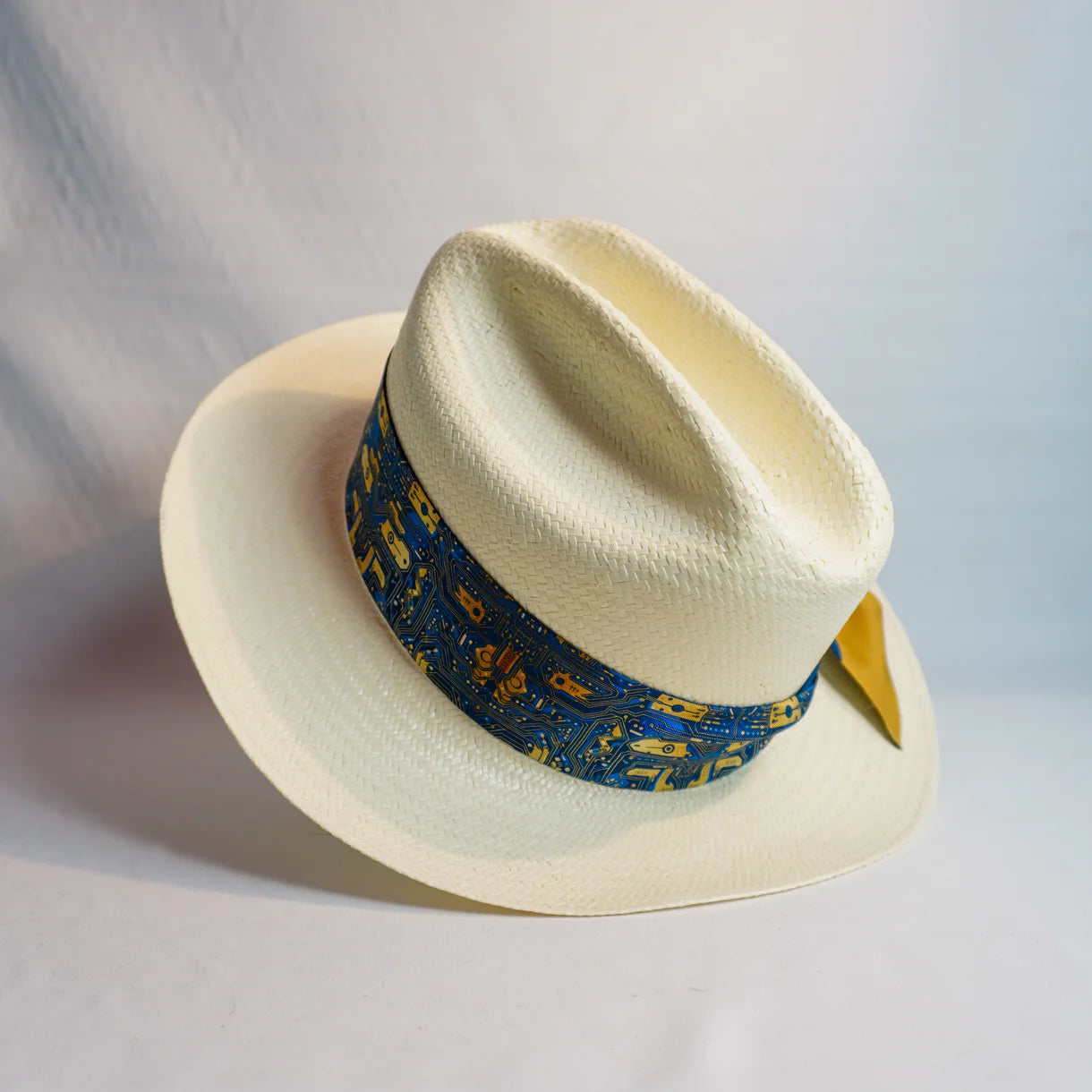 Hampton Road- Buzzy Wuzzy Twillionaire Set