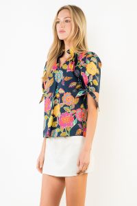 Jenica Top