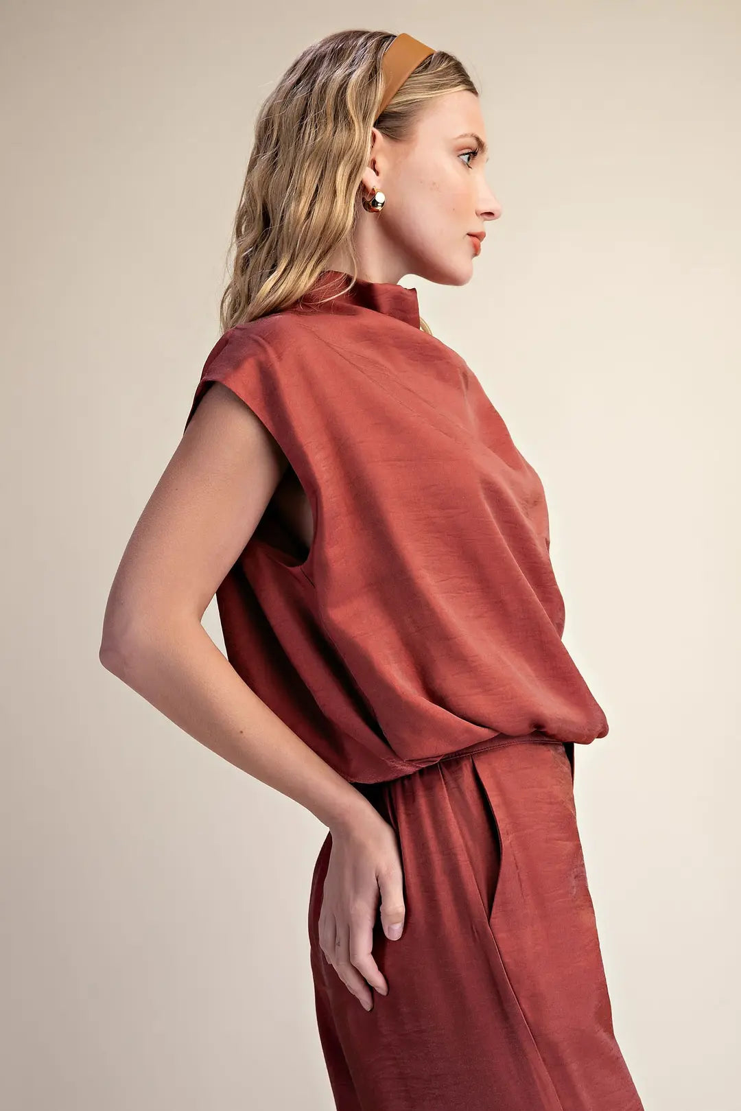 Raschel Top