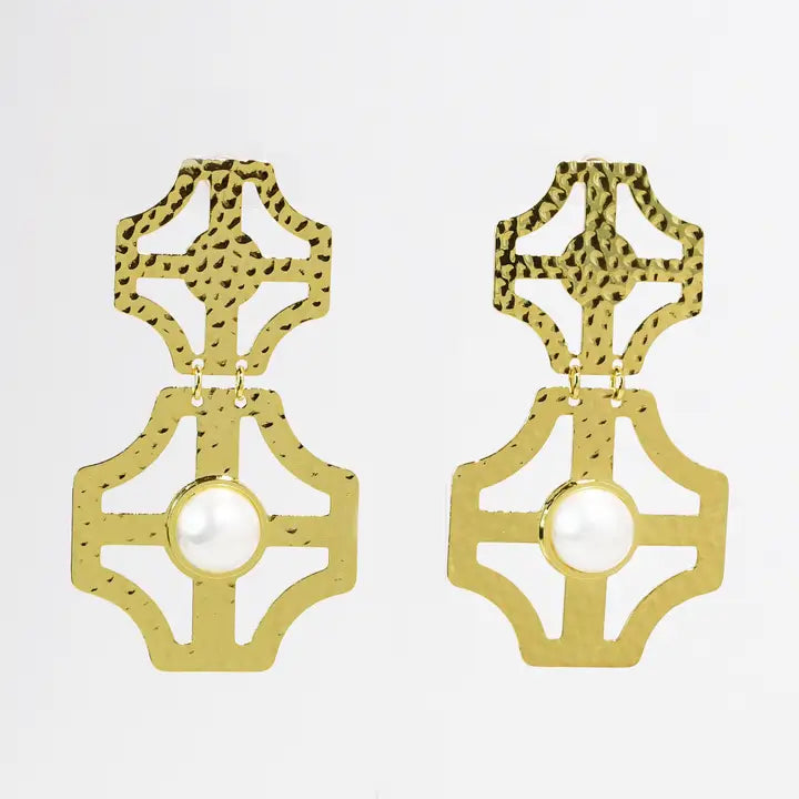 Stacey Pearl Earrings