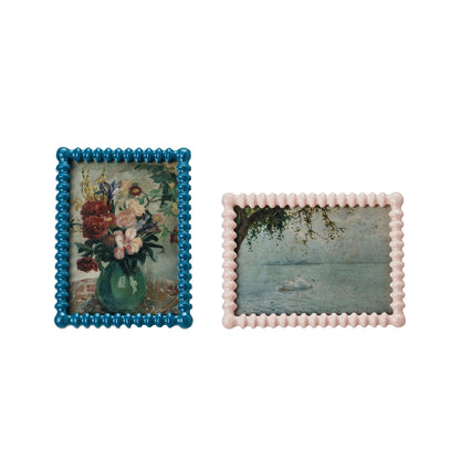 Vintage-Inspired Scalloped Art Frames