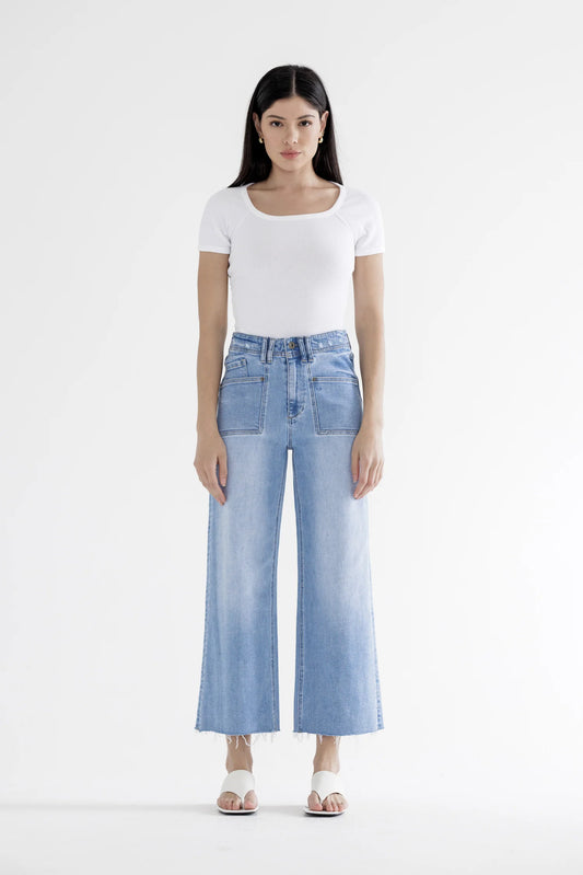 Super High Wide Crop Jeans